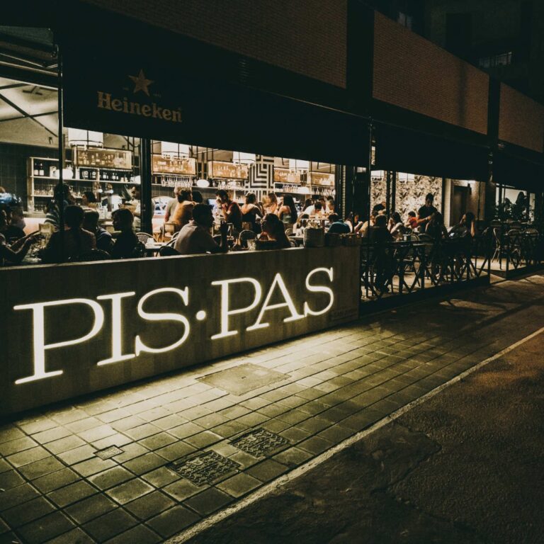 PIS PAS